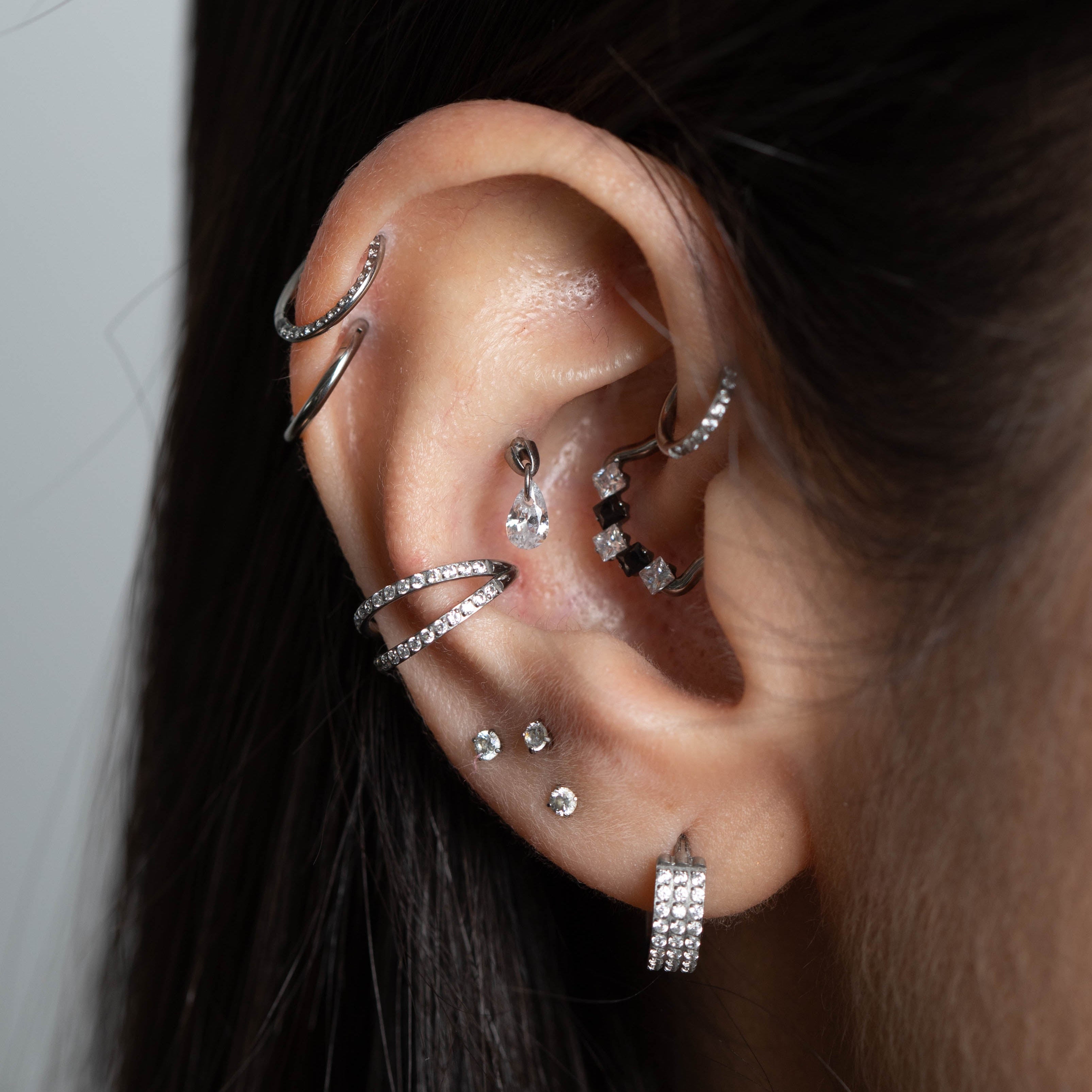 Piercing Cartier Preto- Titânio